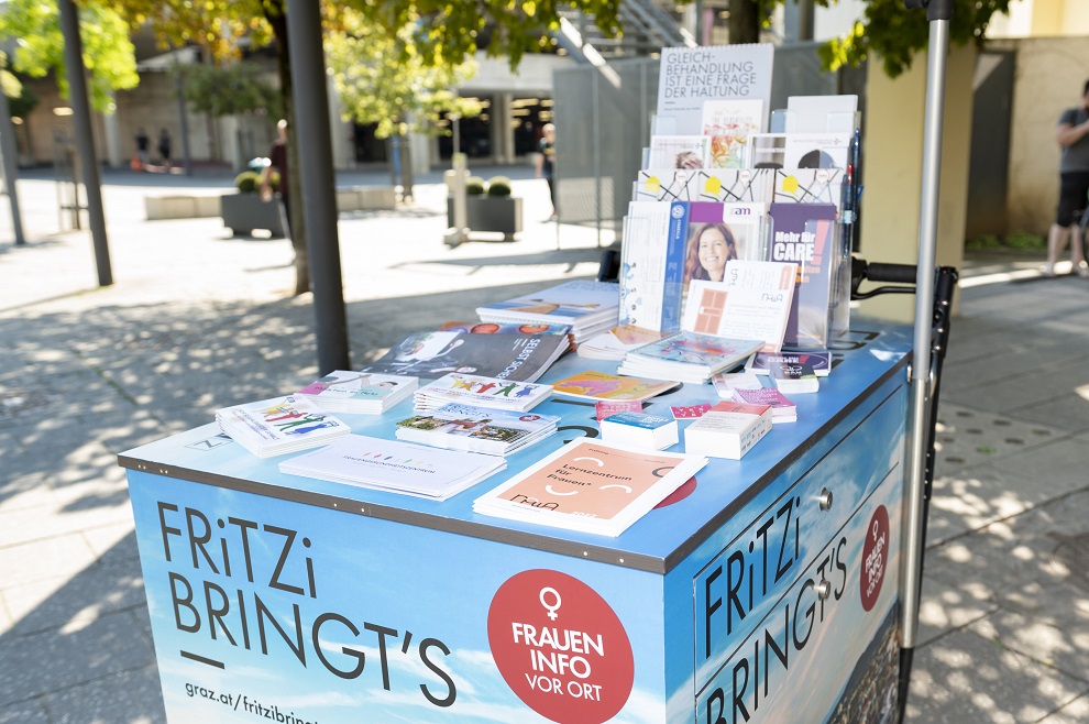 Info-Material - direkt und vor Ort © Stadt Graz/Foto Fischer Info-Material - direkt und vor Ort