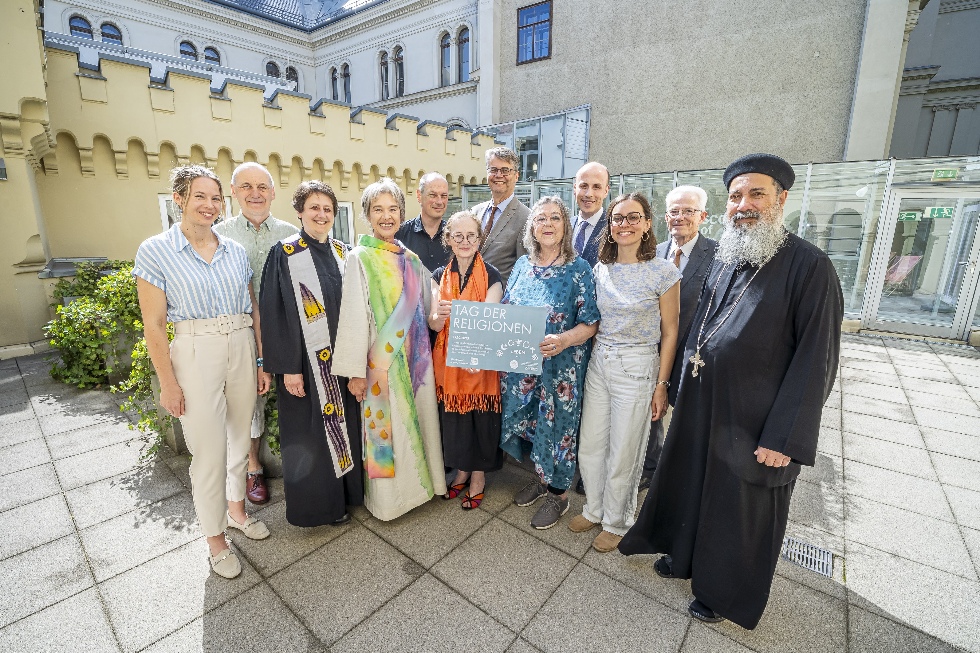 Interreligiöser Beirat mit Koordinatorin Eva Wenig. © Stadt Graz/Fischer Interreligiöser Beirat mit Koordinatorin Eva Wenig.