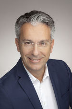 Zu den Fotos von StR Kurt Hohensinner, MBA (ÖVP)