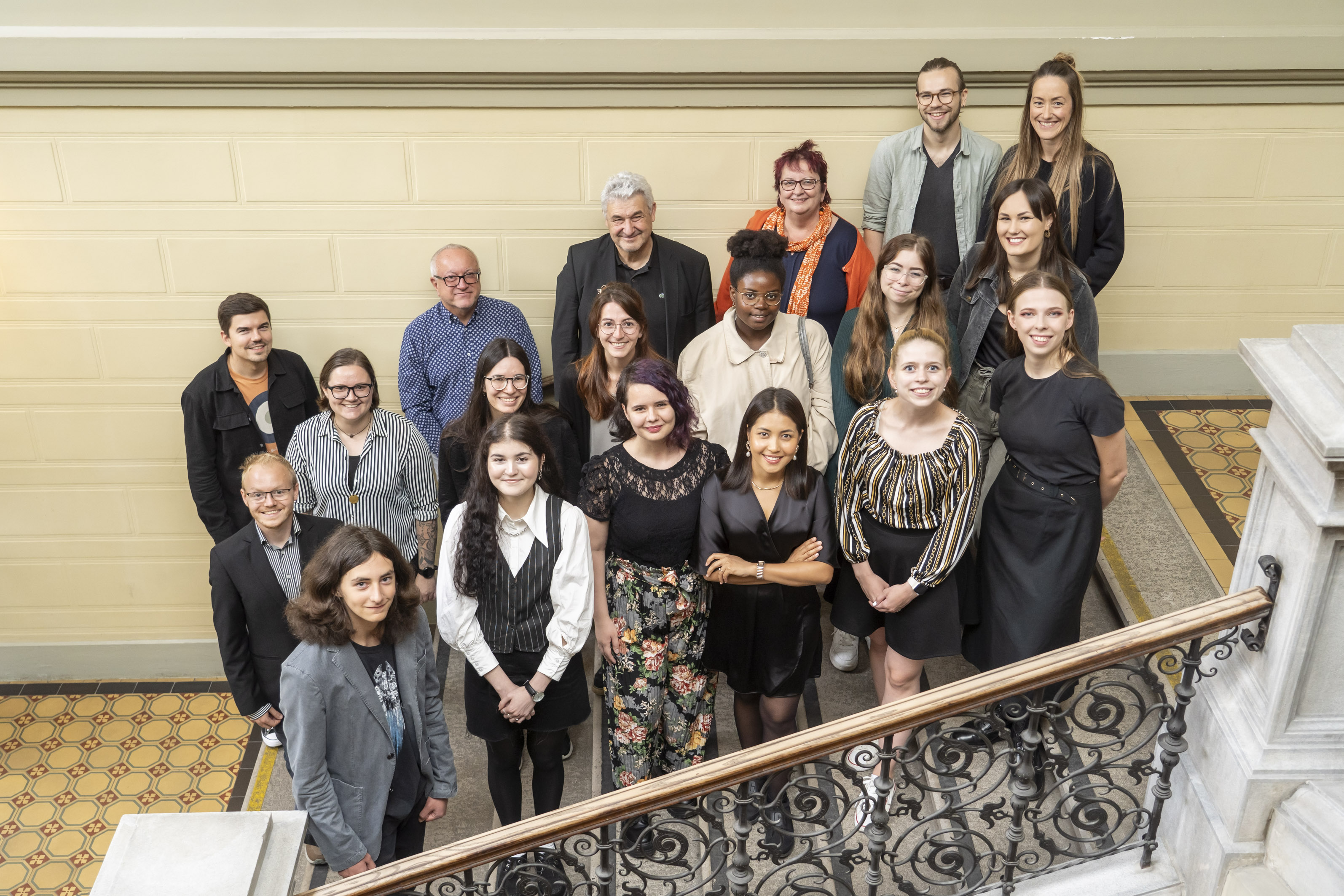 Das "Kenne deine Rechte"-Redaktionsteam 2022/23. © Stadt Graz/Fischer Das "Kenne deine Rechte"-Redaktionsteam 2022/23.