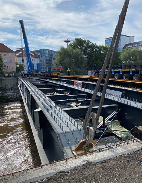 Für eine gute Verbimdung – die Tegetthoffbrücke wächst. © Holding Graz Für eine gute Verbimdung – die Tegetthoffbrücke wächst.