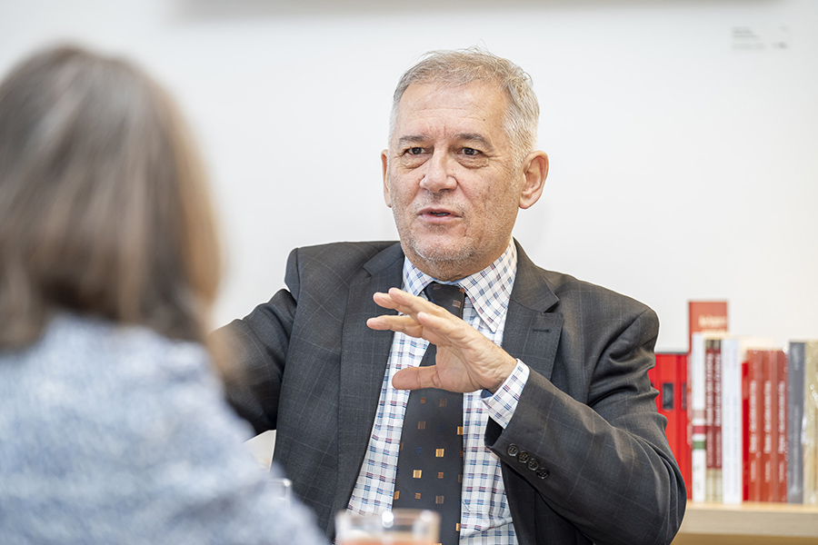 Der Botschafter outete sich als großer Graz-Fan. © Stadt Graz/Fischer Der Botschafter outete sich als großer Graz-Fan.