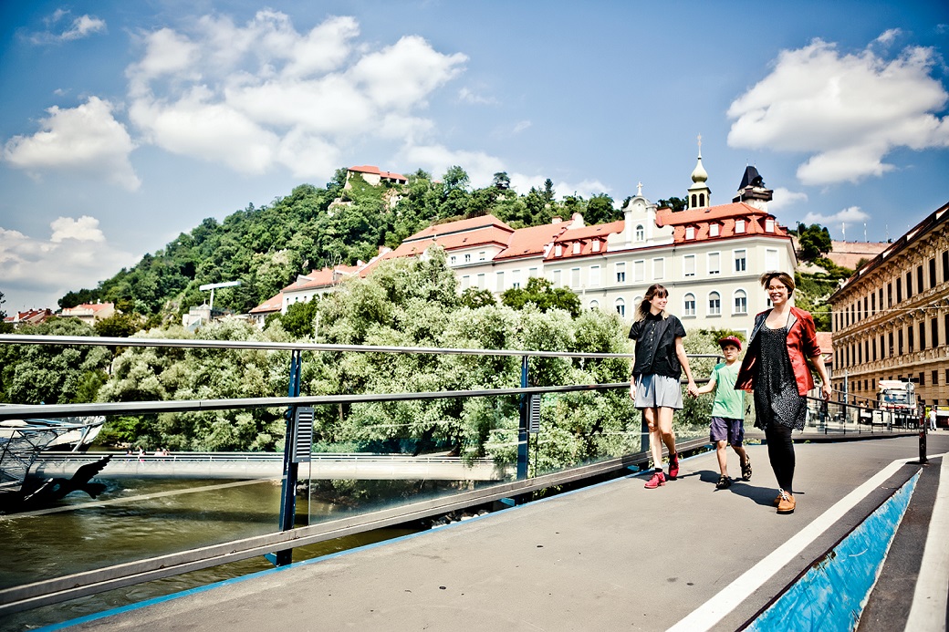 Information und Sonderanträge für Pflegefamilien Information und Sonderanträge für Pflegefamilien