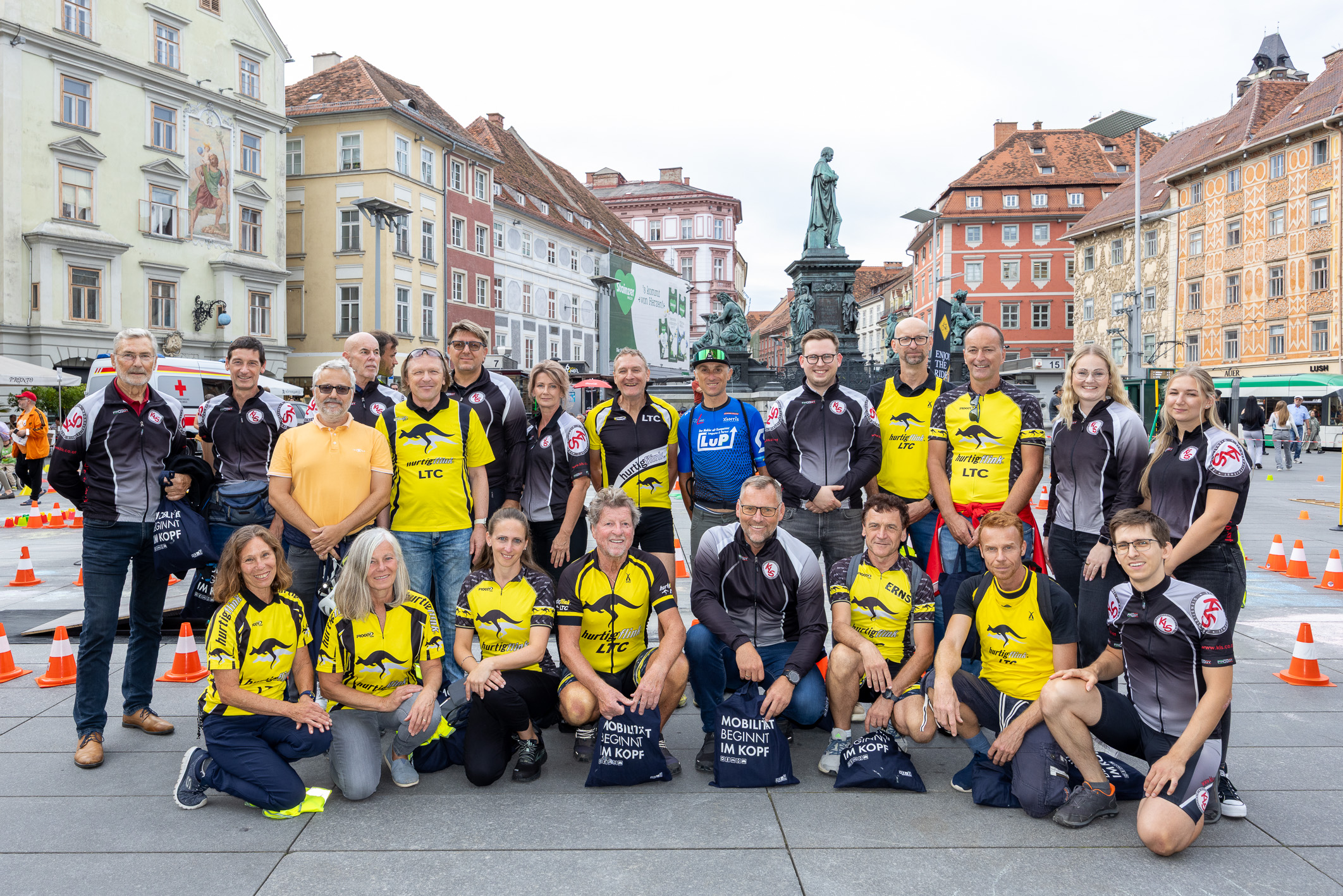 Ein herzliches Dankeschön an alle CityRadler:innen vom Team CityRadeln © Harry Schiffer Ein herzliches Dankeschön an alle CityRadler:innen vom Team CityRadeln