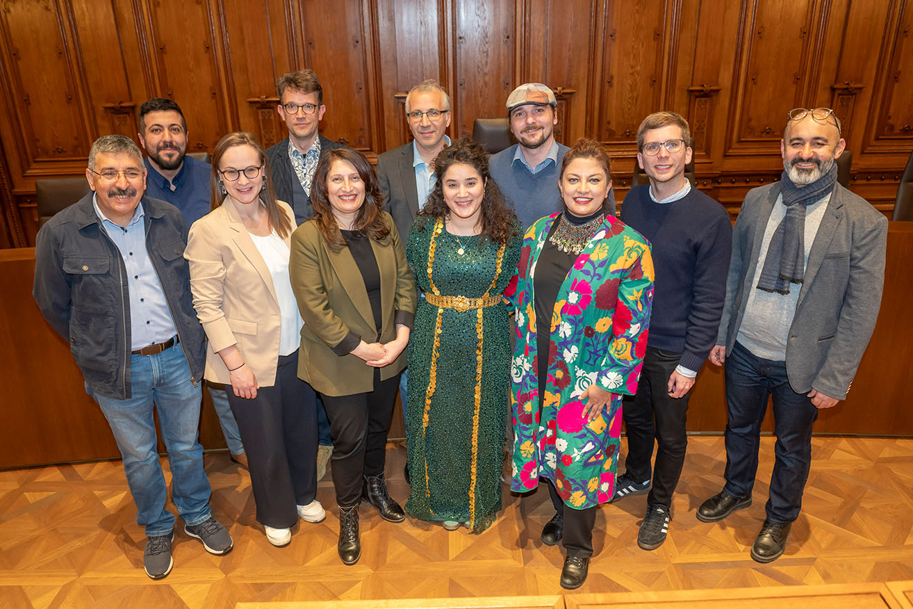 Kurdische Gemeinschaft feiert Newroz-Fest