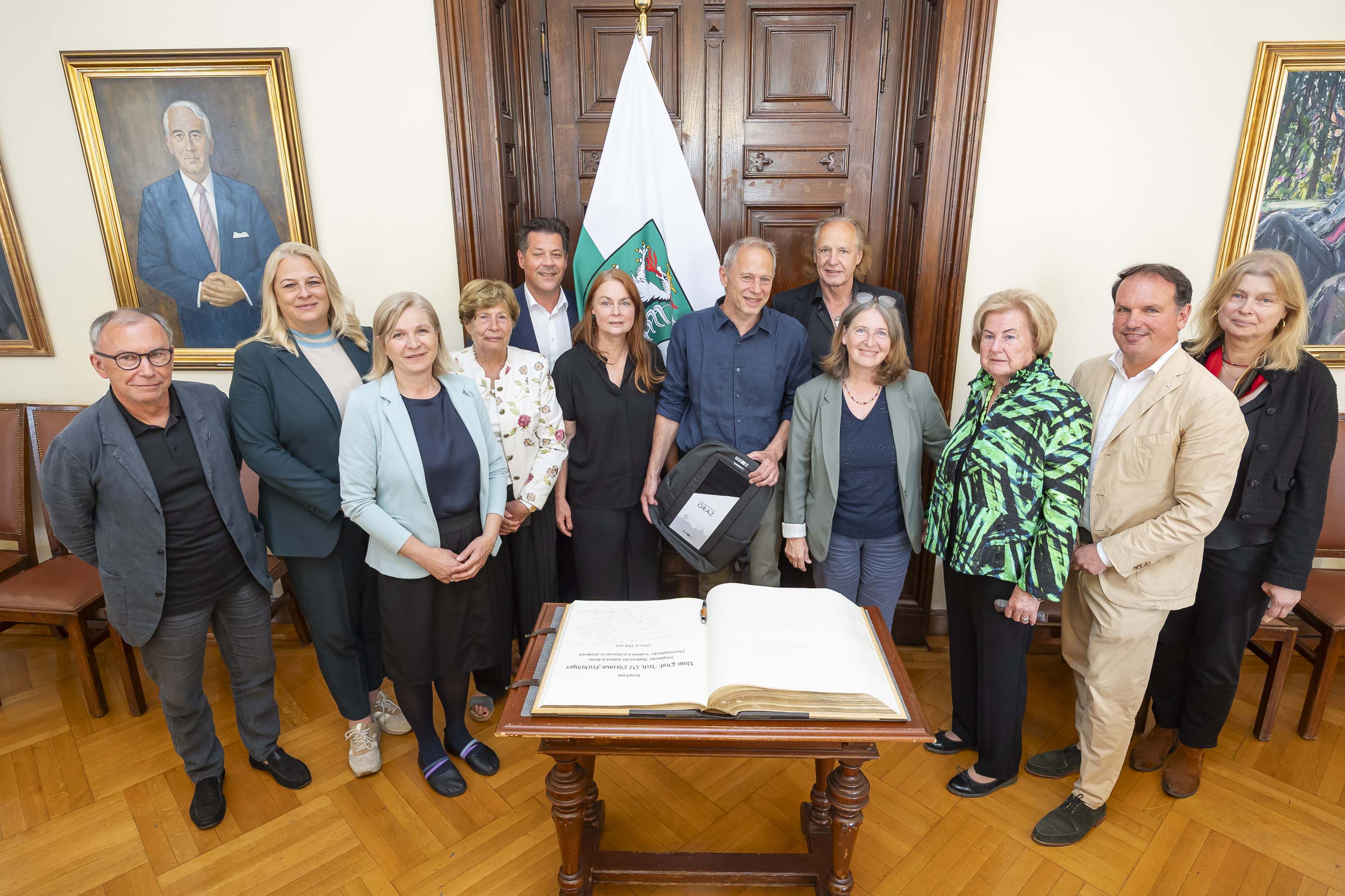 Architekt Dietmar Feichtinger zu Gast im Rathaus