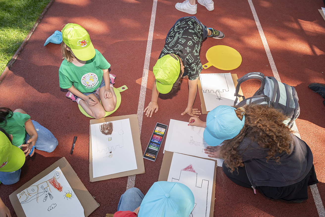 Die Kinder waren mit Begeisterung am Werk. © Stadt Graz/Fischer Die Kinder waren mit Begeisterung am Werk.