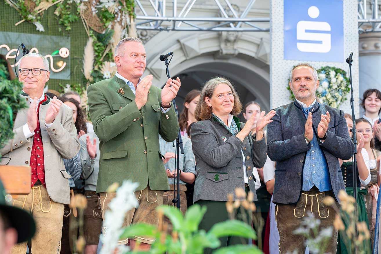 Klicken Sie sich durch die Bilder! © Stadt Graz/Fischer Klicken Sie sich durch die Bilder!