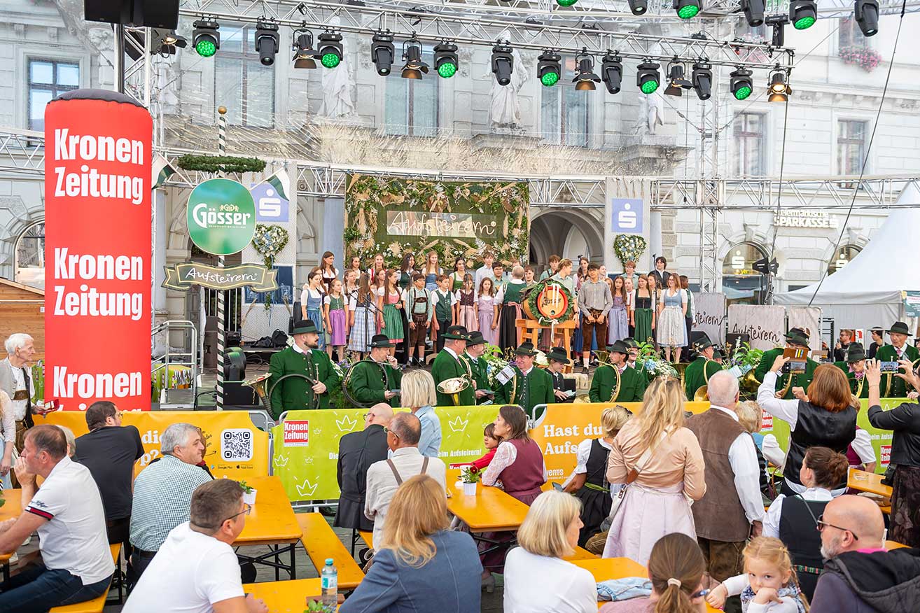 Klicken Sie sich durch die Bilder! © Stadt Graz/Fischer Klicken Sie sich durch die Bilder!